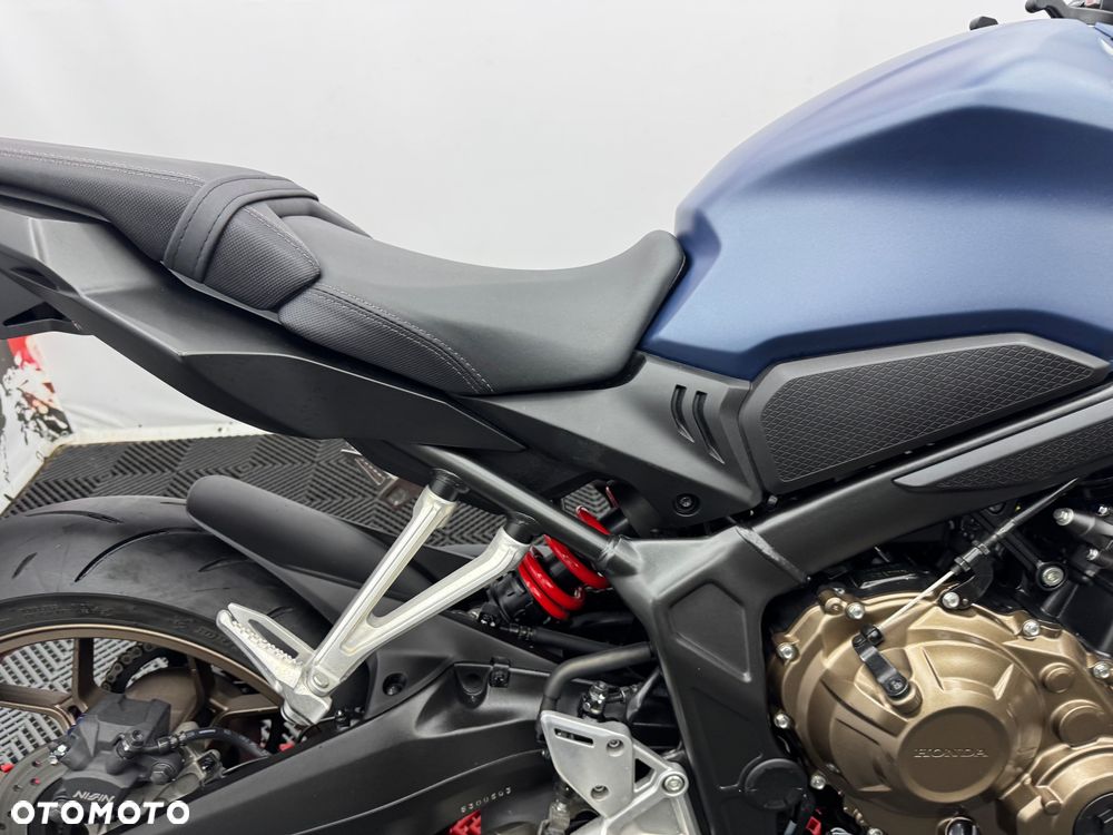 Honda CB - 30