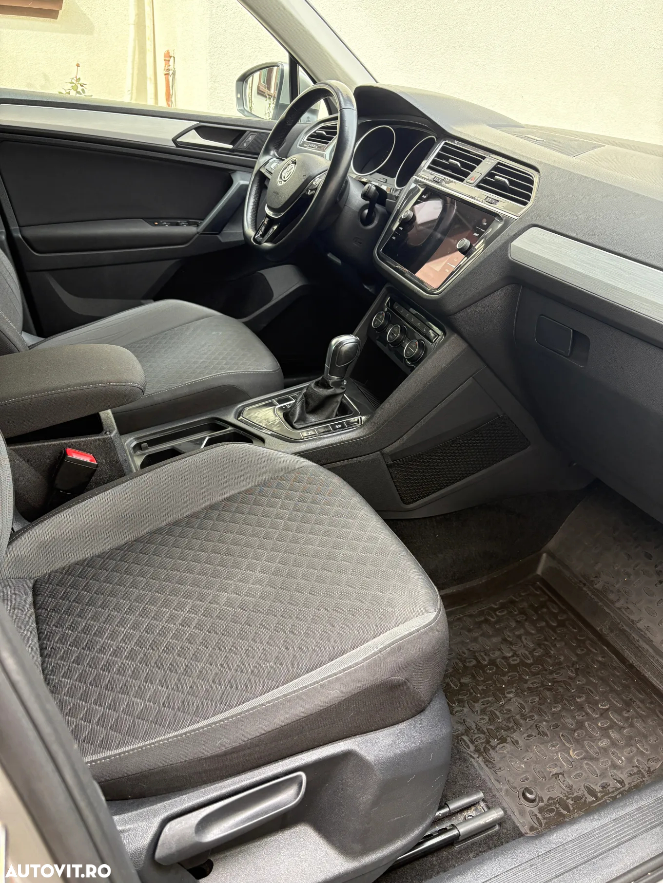 Volkswagen Tiguan 1.5 TSI ACT DSG Comfortline - 10