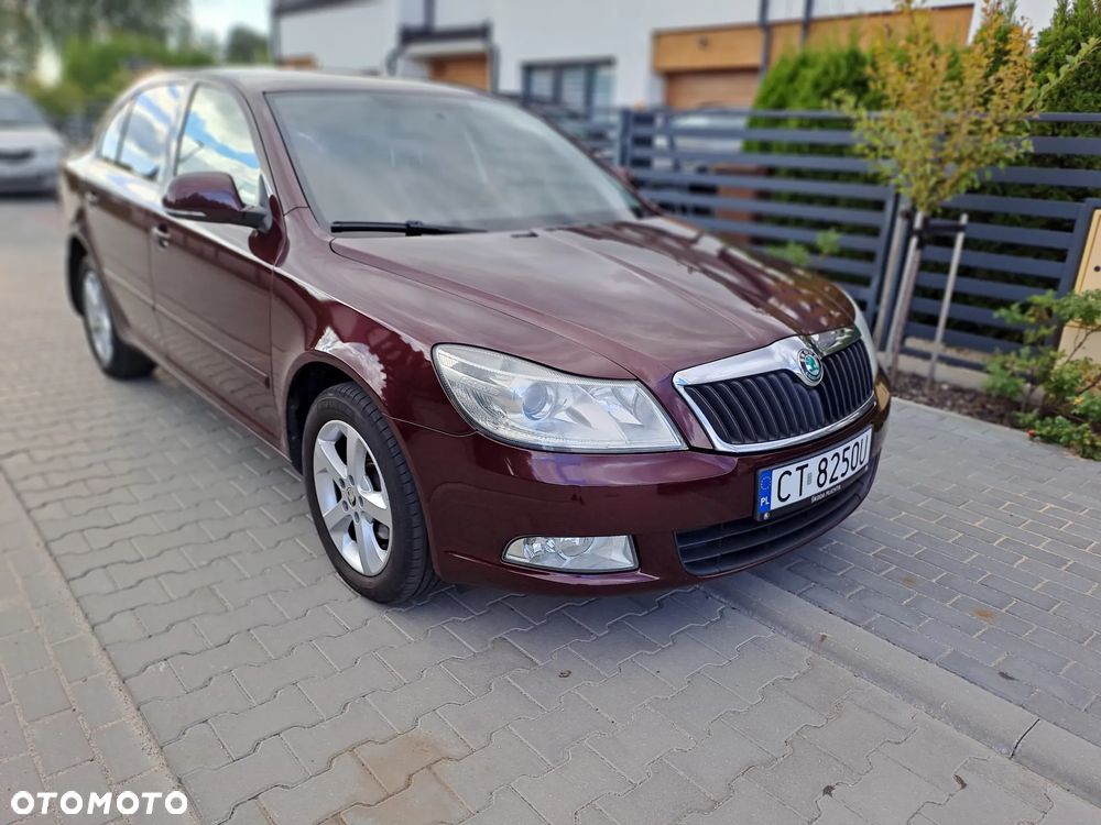 Skoda Octavia 1.6 Ambition - 11