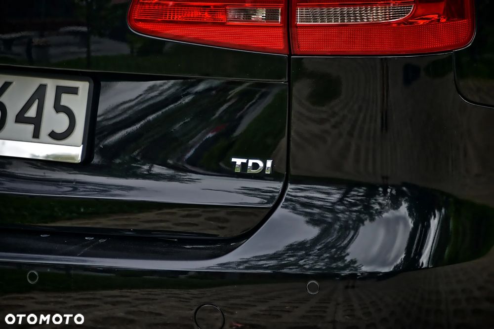 Volkswagen Touran - 19