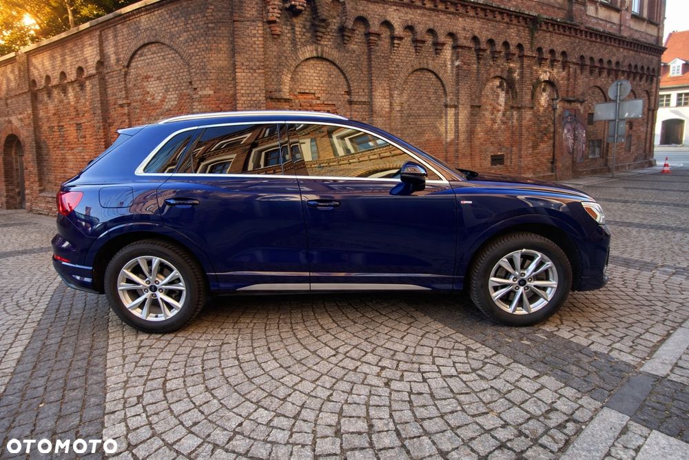 Audi Q3 45 TFSI Quattro S tronic - 4