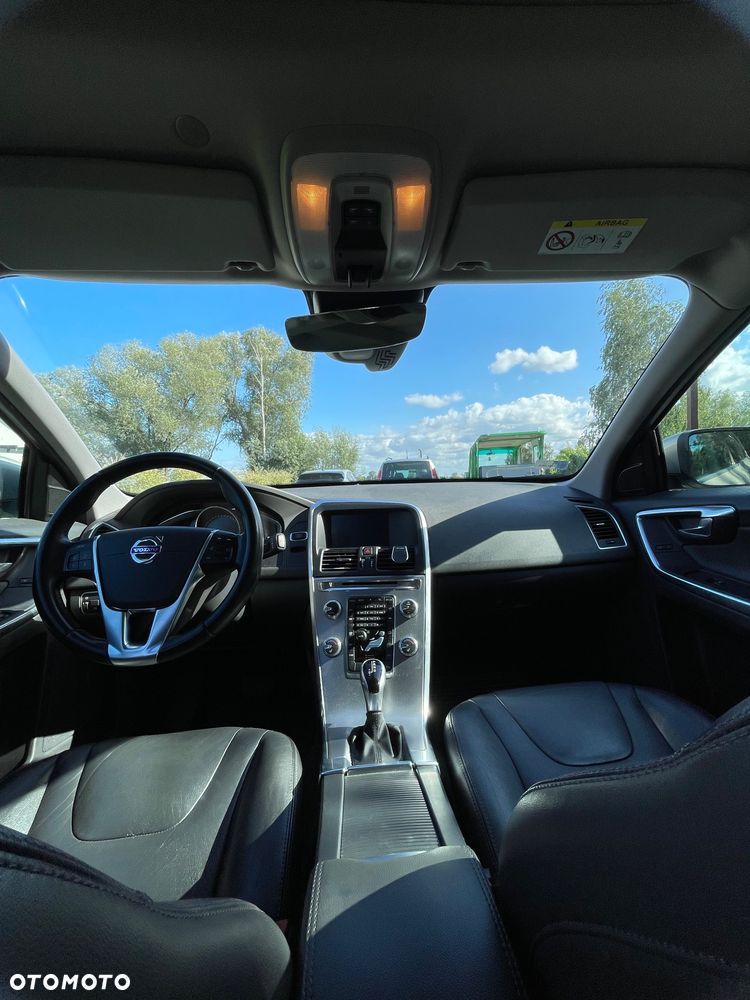Volvo XC 60 D3 Drive-E Summum - 8