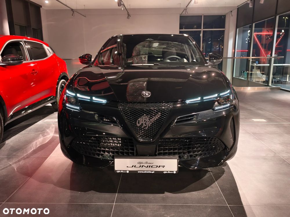 Alfa Romeo Junior 1.2 mHEV Ti eDCT - 26