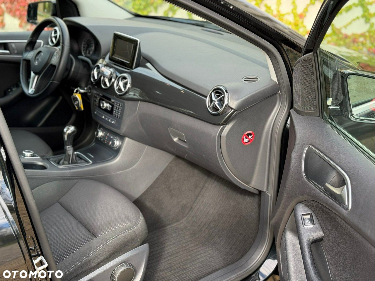 Mercedes-Benz Klasa B 180 BlueEFFICIENCY Edition Style - 8