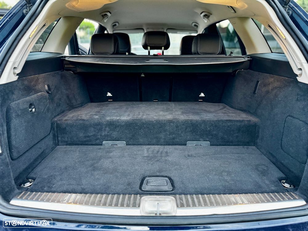 Mercedes-Benz C 300 e T 9G-TRONIC Avantgarde - 38