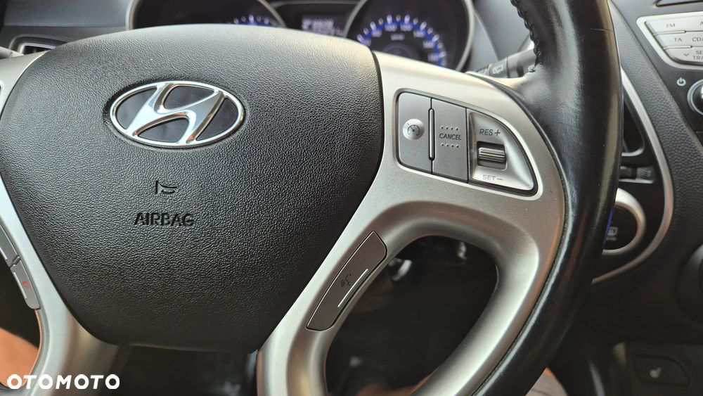 Hyundai ix35 2.0 CRDi 4WD Automatik Style - 18