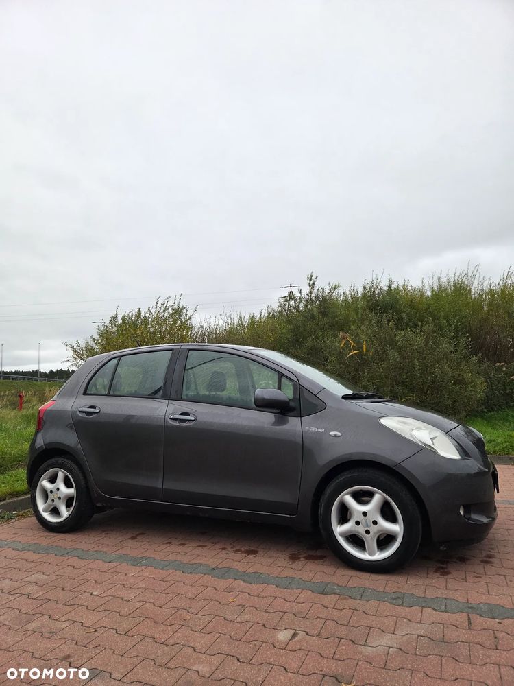 Toyota Yaris 2008 photo 4