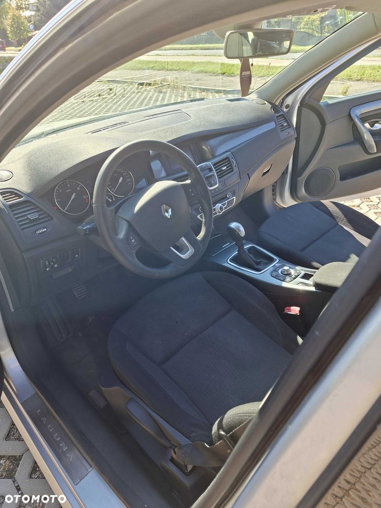 Renault Laguna - 8