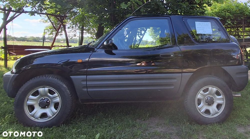Toyota RAV4 2.0 - 6