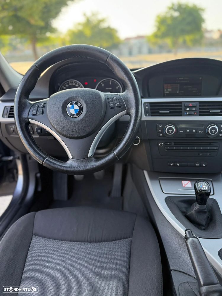 BMW 320 d - 10