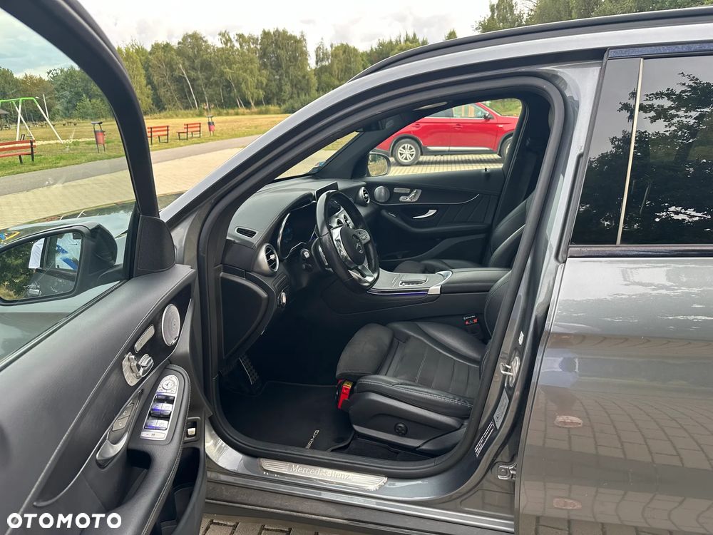 Mercedes-Benz GLC - 8