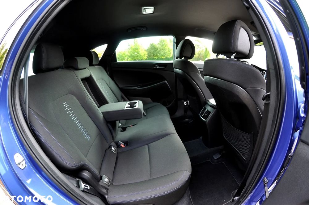 Hyundai Tucson 1.6 GDI BlueDrive GO 2WD - 22
