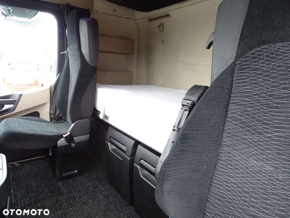 Mercedes-Benz Actros 1845 - 9