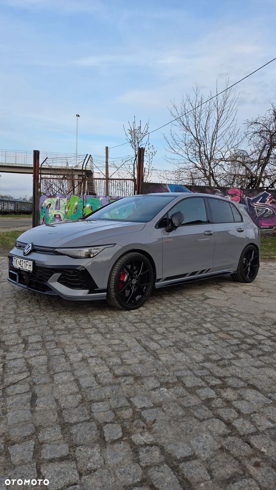 Volkswagen Golf - 12