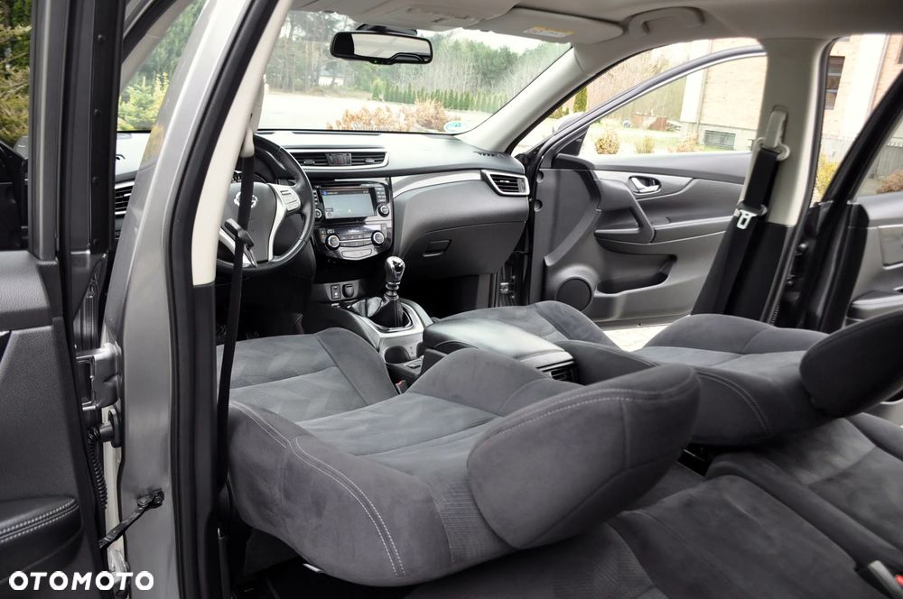 Nissan X-Trail 1.6 DCi ALL-MODE 4x4i Tekna - 27