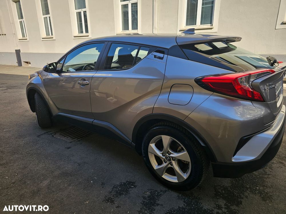 Toyota C-HR - 4