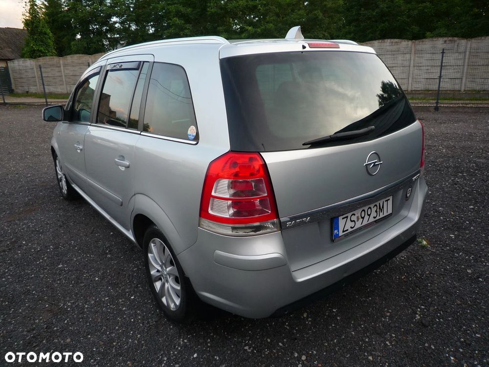 Opel Zafira 1.7 CDTI Cosmo - 3