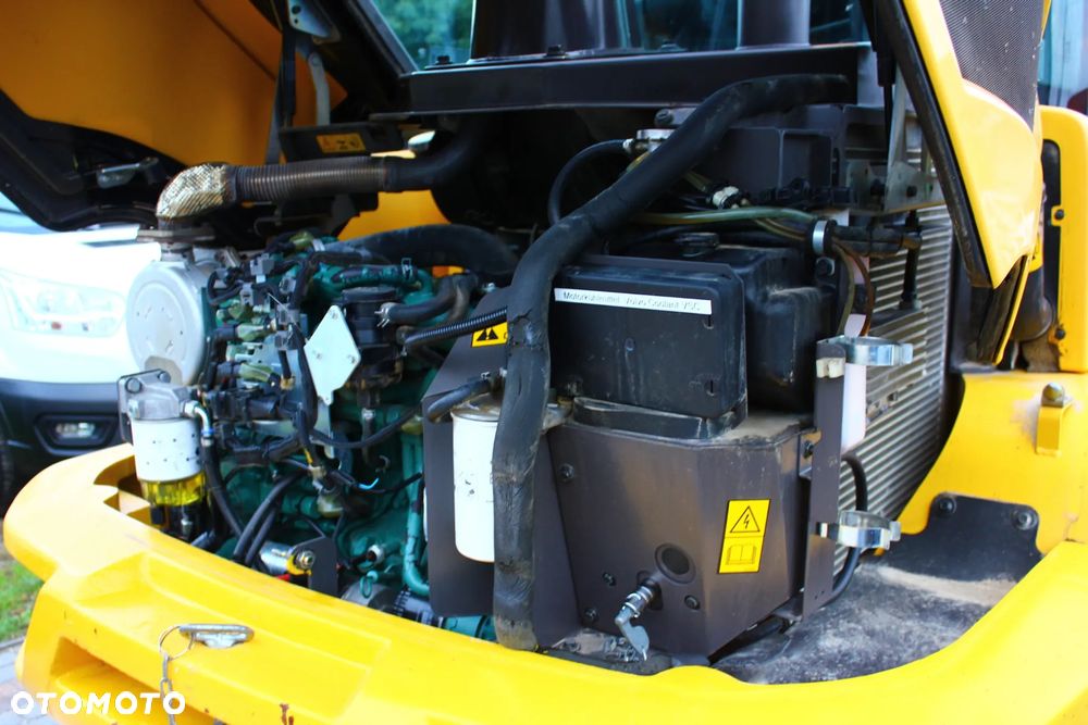 Volvo L30G - 32