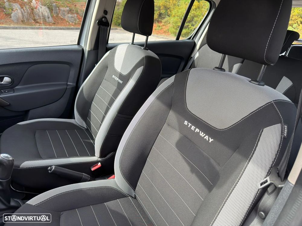 Dacia Sandero 0.9 TCe Stepway - 3