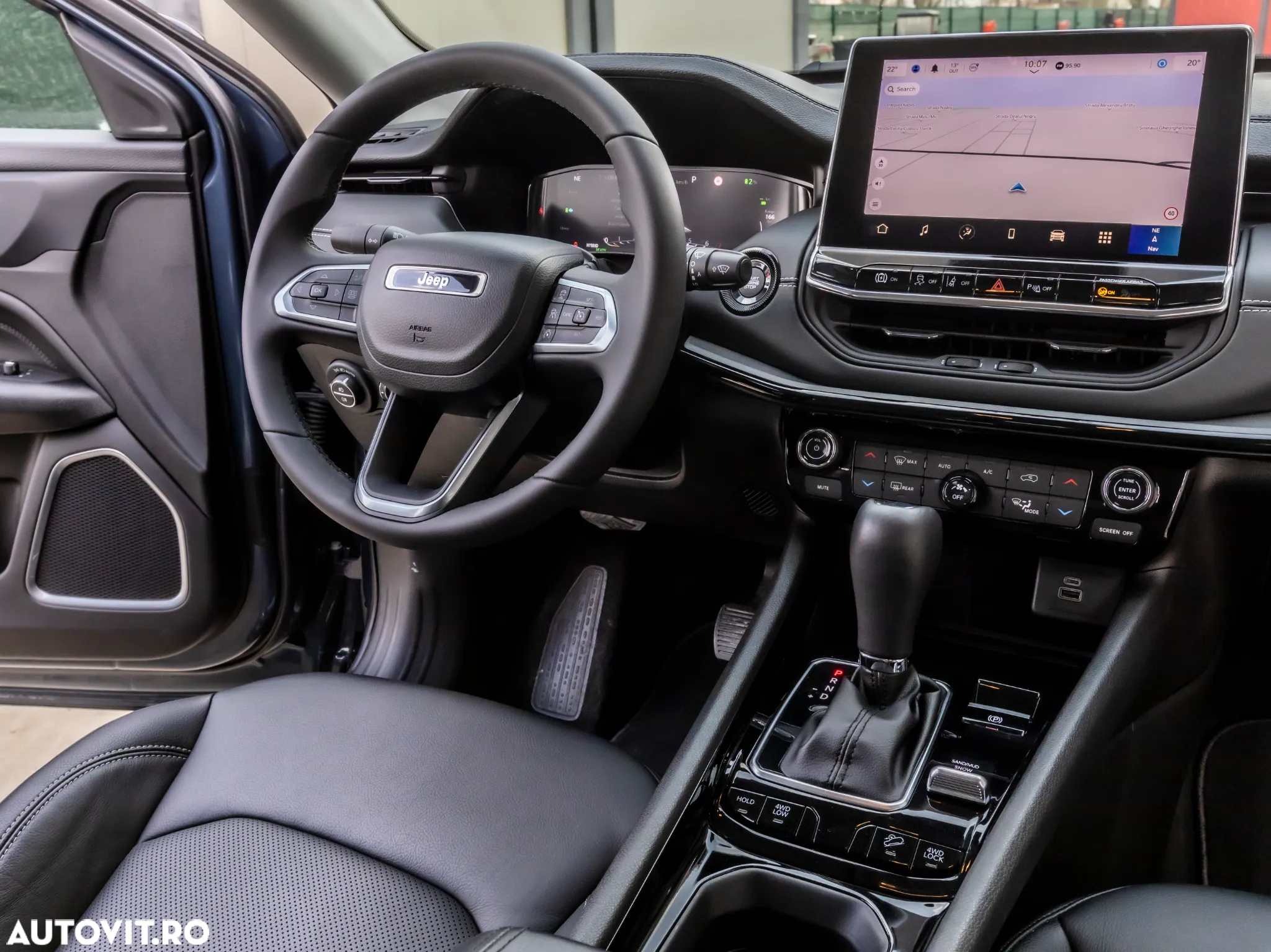 Jeep Compass 1.3 T4 4xe PLUG-IN HYBRID Automatik S - 7