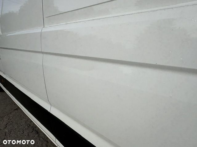 Volkswagen Crafter - 17