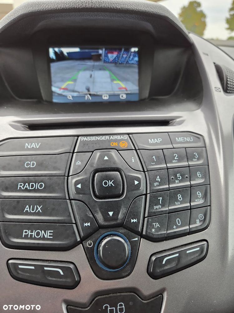 Ford Tourneo Connect Grand - 11