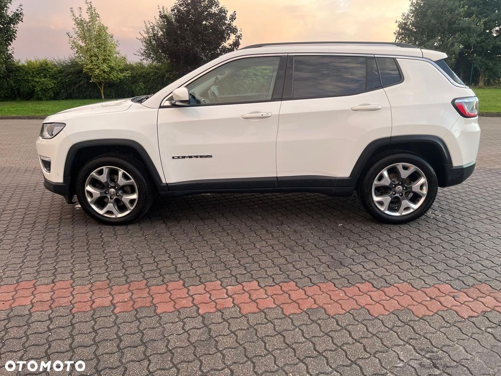 Jeep Compass - 2
