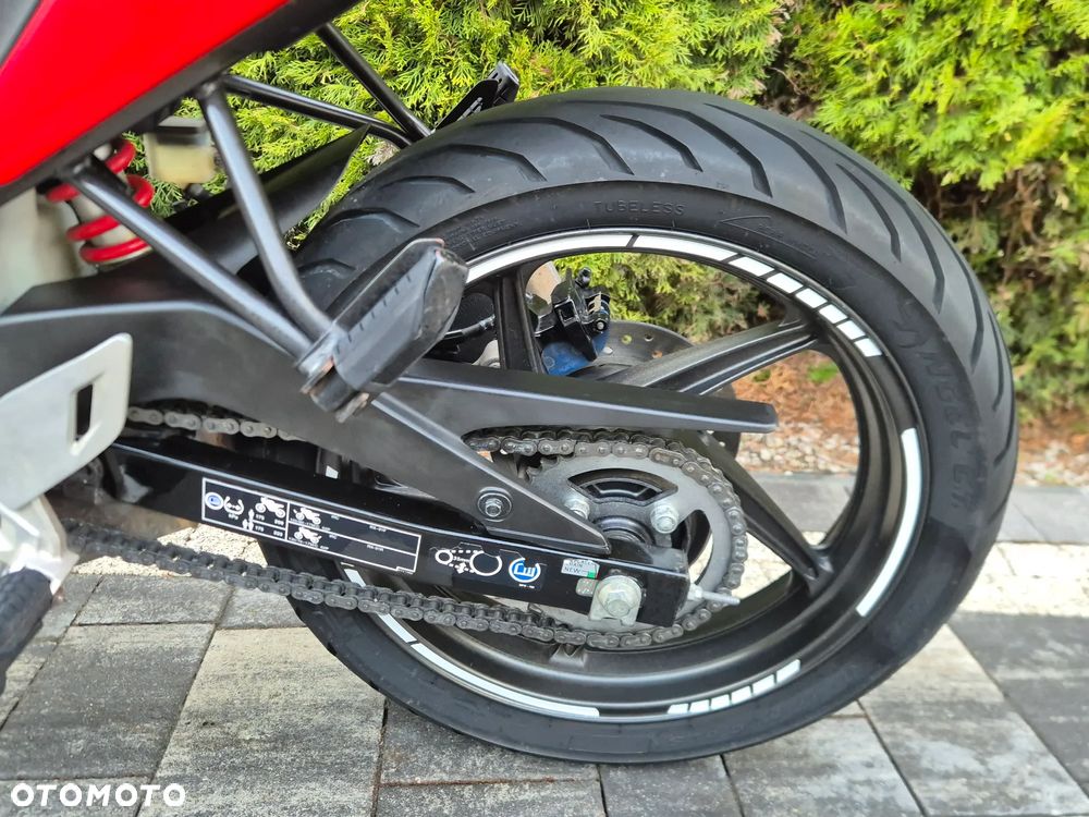 Honda CBR - 12