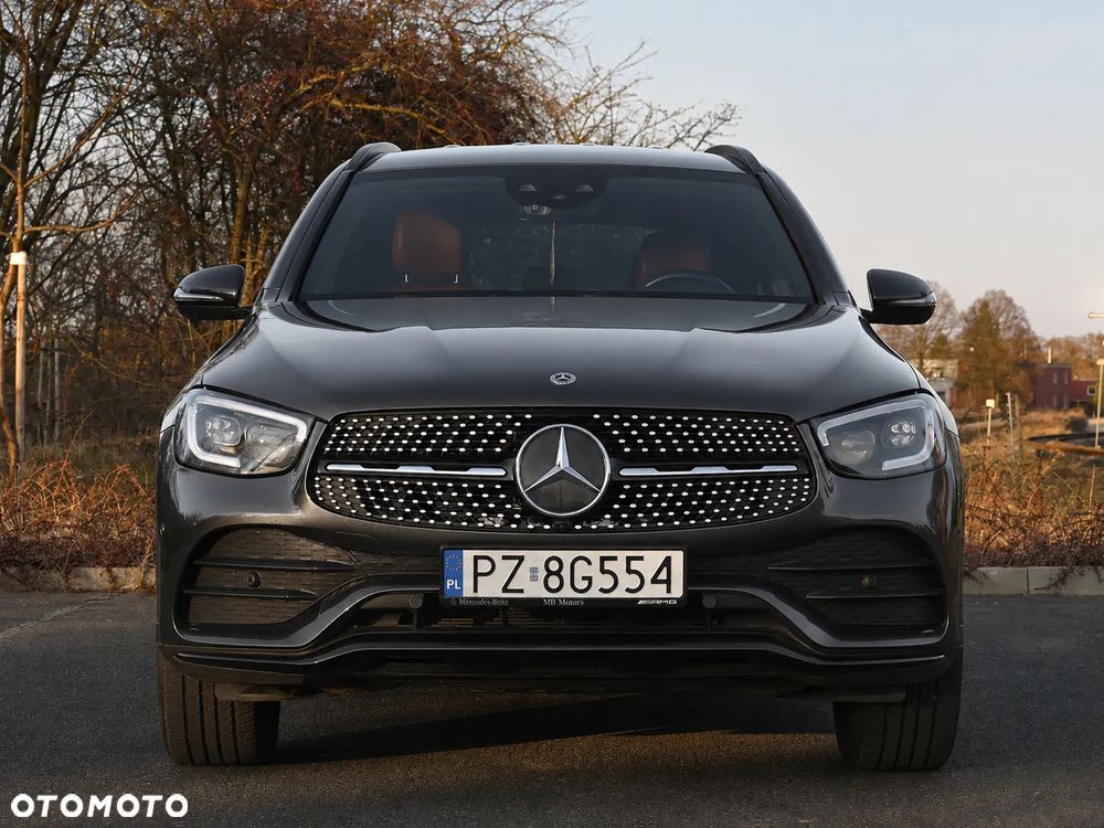 Mercedes-Benz GLC - 9