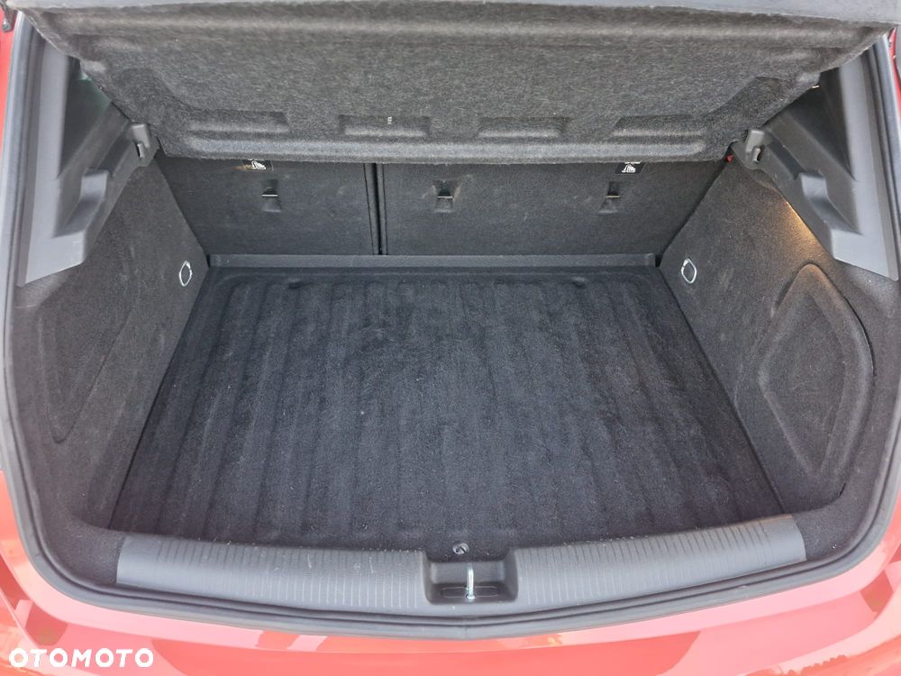 Opel Astra 1.4 T Dynamic S&S - 9