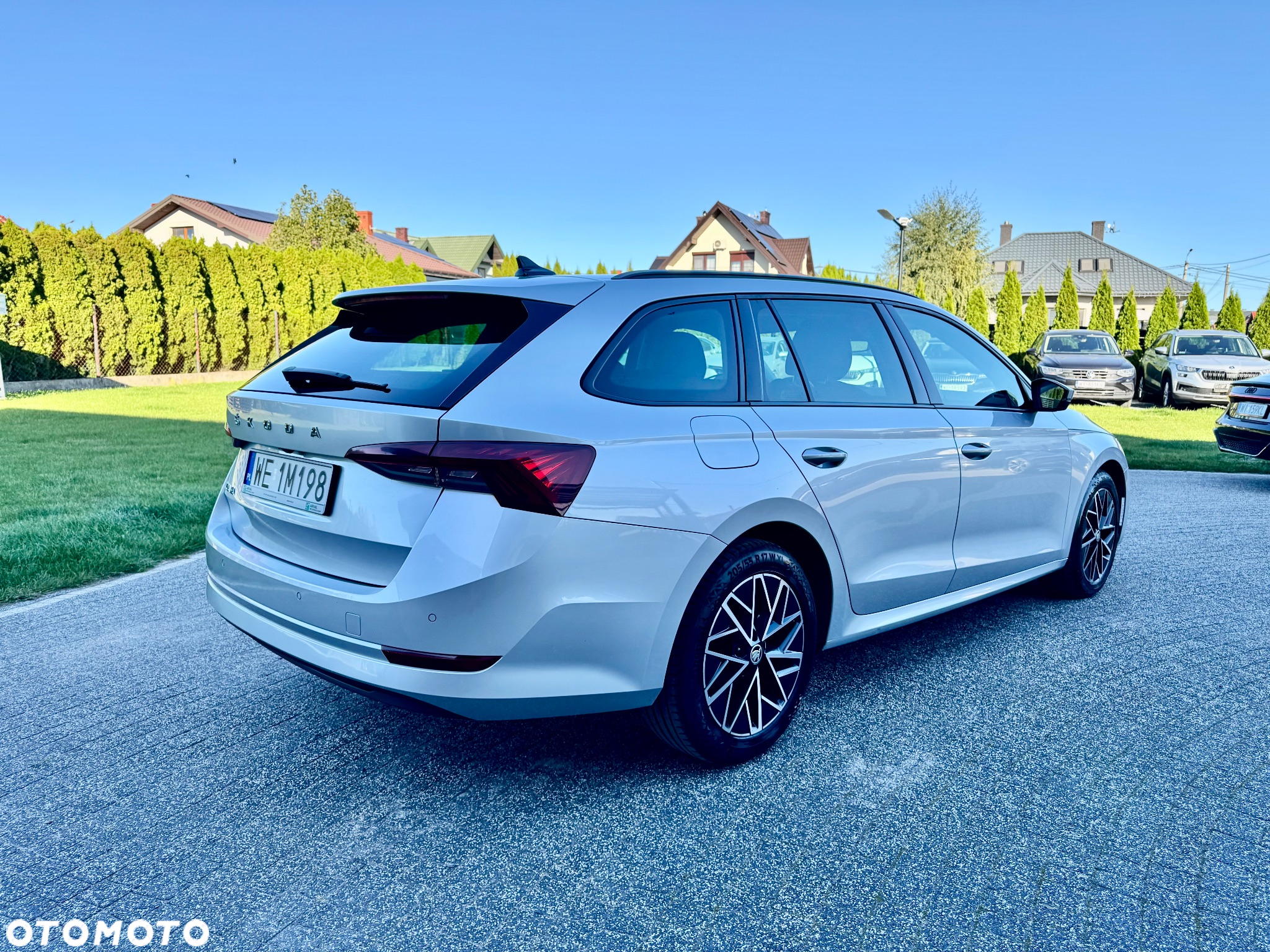 Skoda Octavia ver-2-0-tdi-scr-style - 5