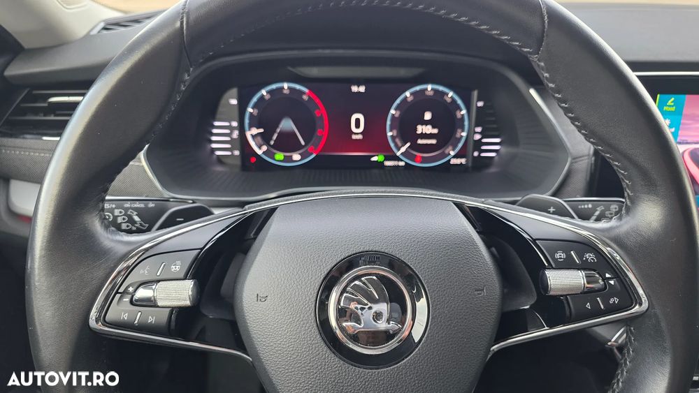 Skoda Octavia 2.0 TDI DSG First Edition - 35