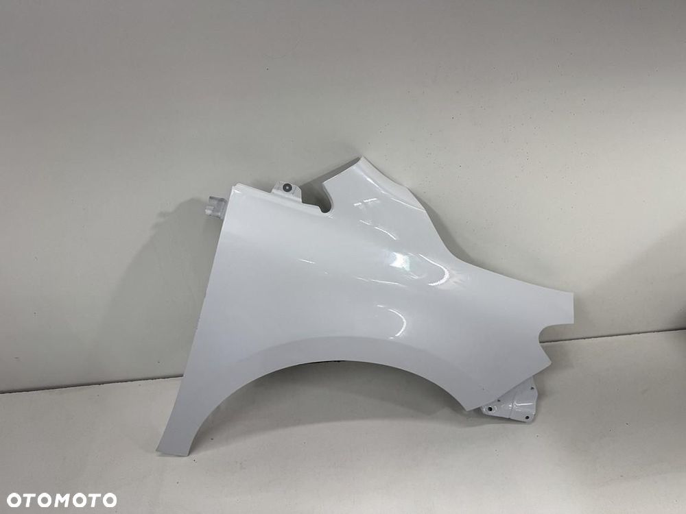 Przedni prawy błotnik  Mercedes citan II 420 A4208801400 - 1