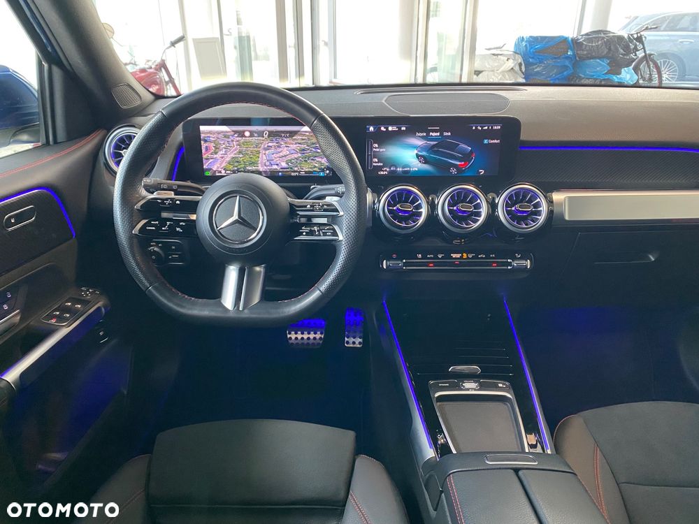 Mercedes-Benz GLB 200 AMG Line 7G-DCT - 26