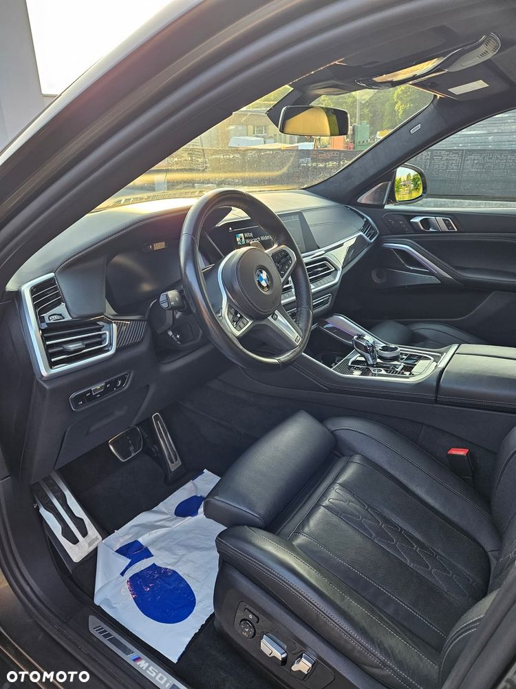 BMW X6 M50i - 4