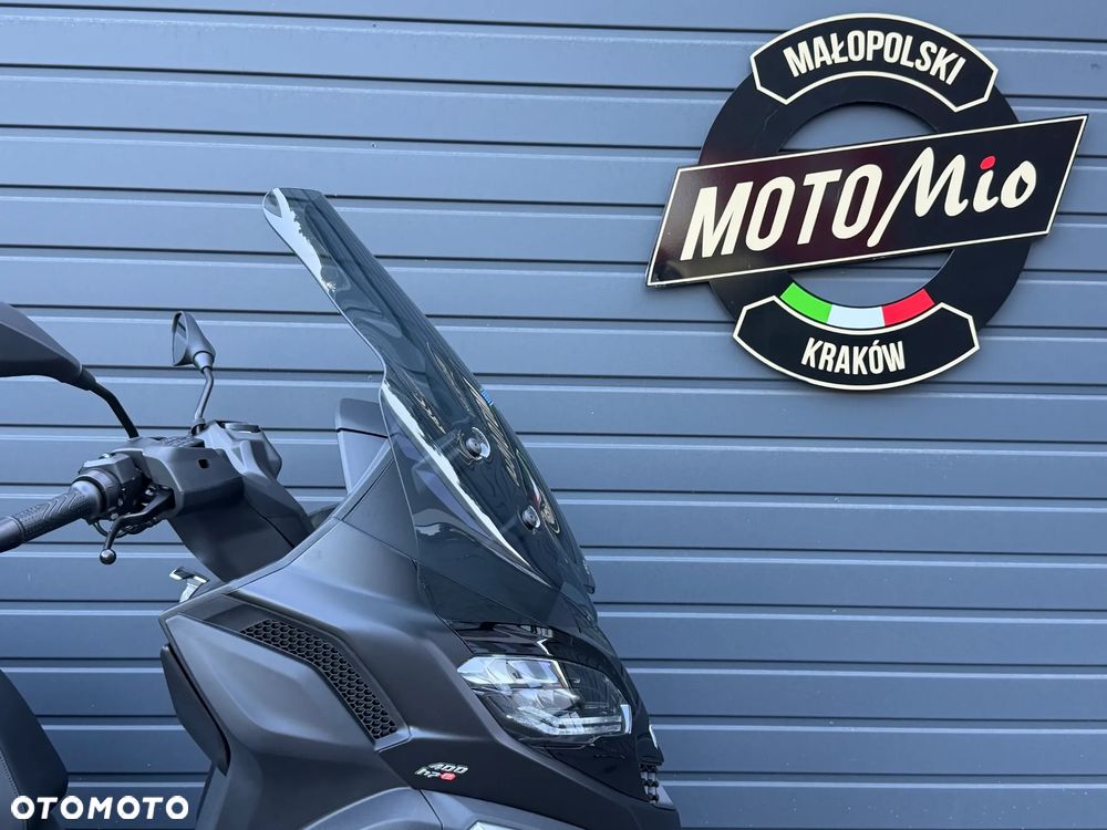 Piaggio MP-3 - 6