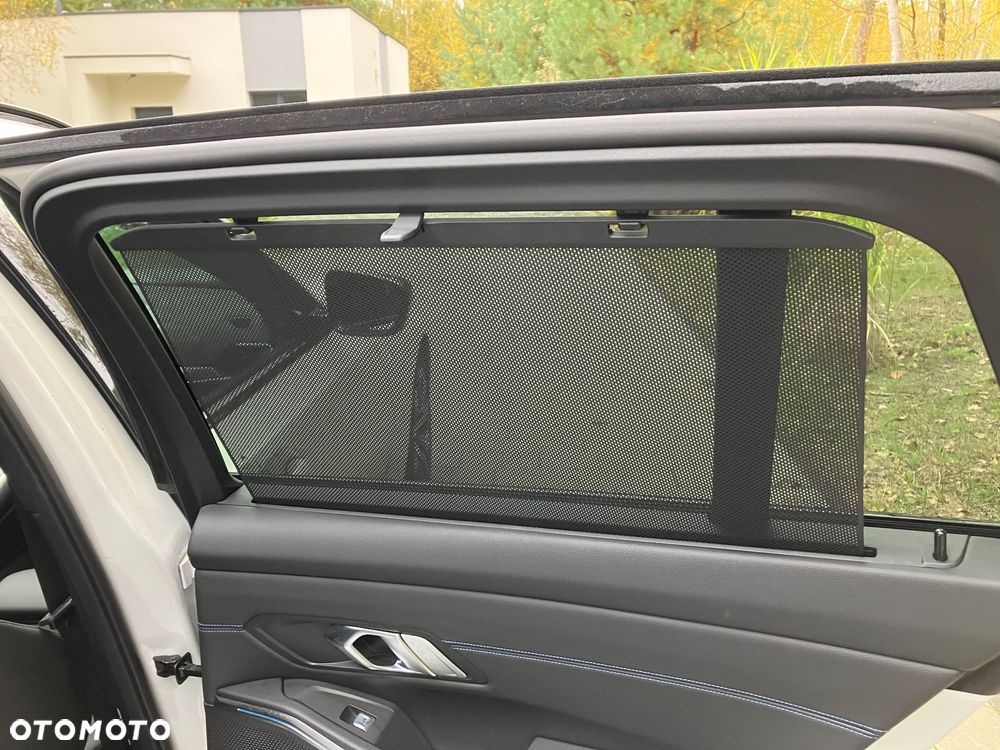 BMW Seria 3 320d Touring xDrive M Sport - 21