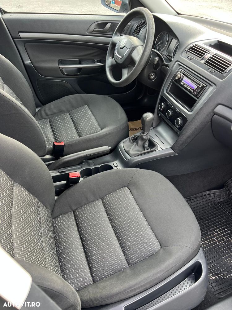 Skoda Octavia 1.4 Team Edition - 9