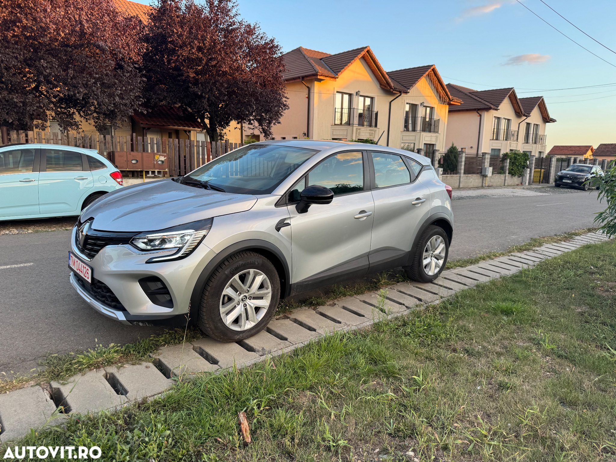 Renault Captur TCe Mild Hybrid 140 EDC GPF EVOLUTION - 2