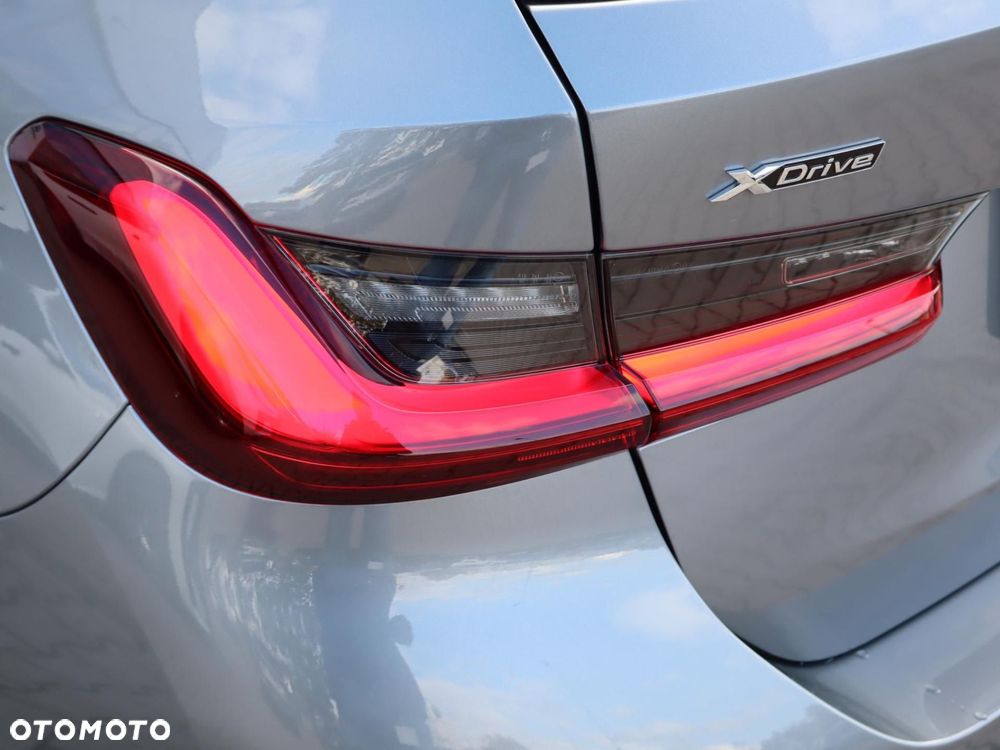 BMW Seria 3 - 24