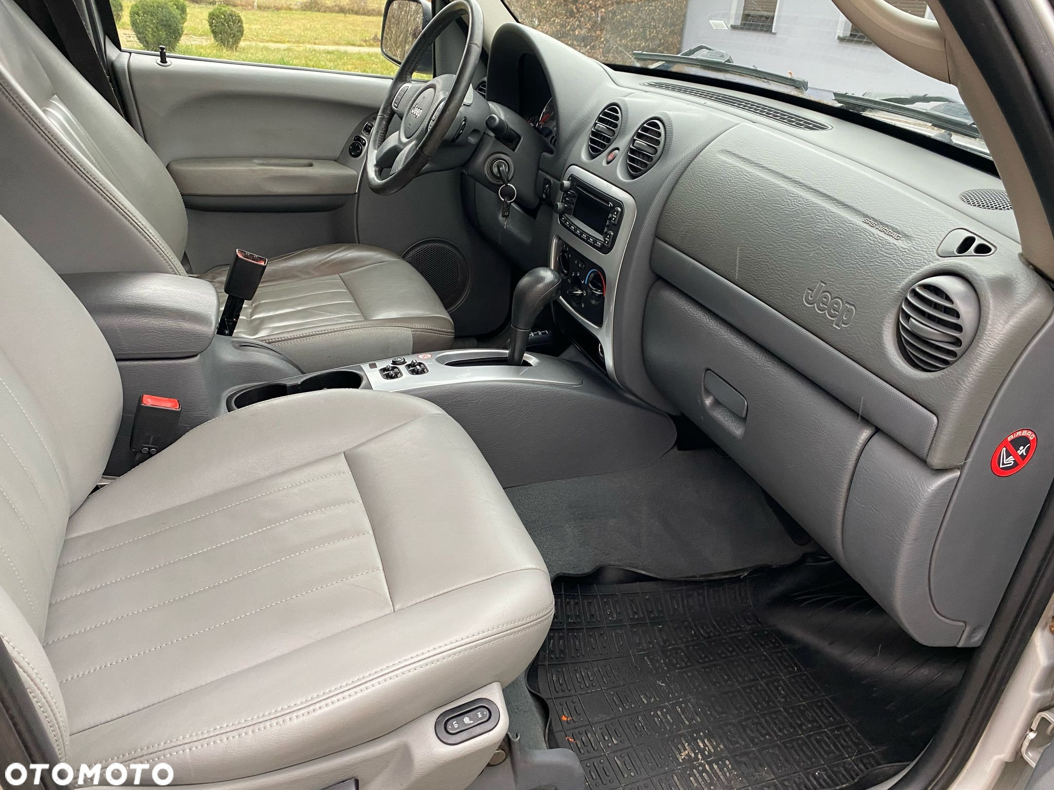 Jeep Cherokee 2.8 CRD Automatik Limited - 12