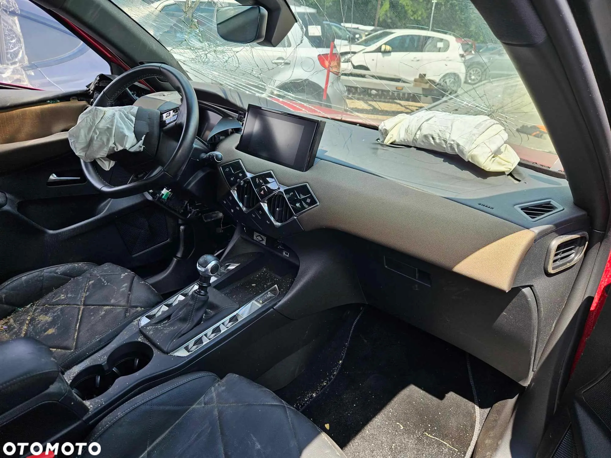 DS Automobiles DS 3 Crossback 1.2 PureTech Montmartre - 6
