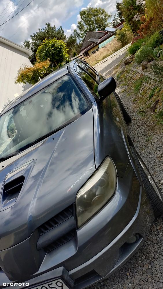 Mitsubishi Outlander 2.0 Turbo - 1