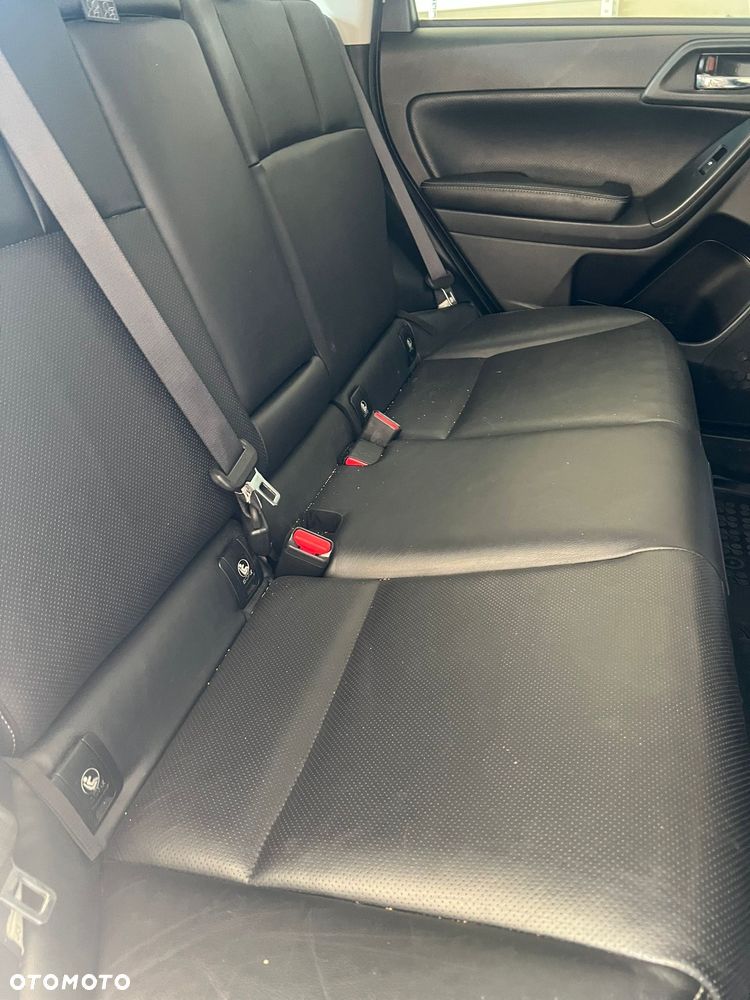 Subaru Forester 2.0XT Platinum Lineartronic - 5