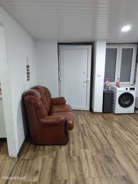 Arrenda-se casa T0 + 2 quartos – Lamego - Grande imagem: 3/3
