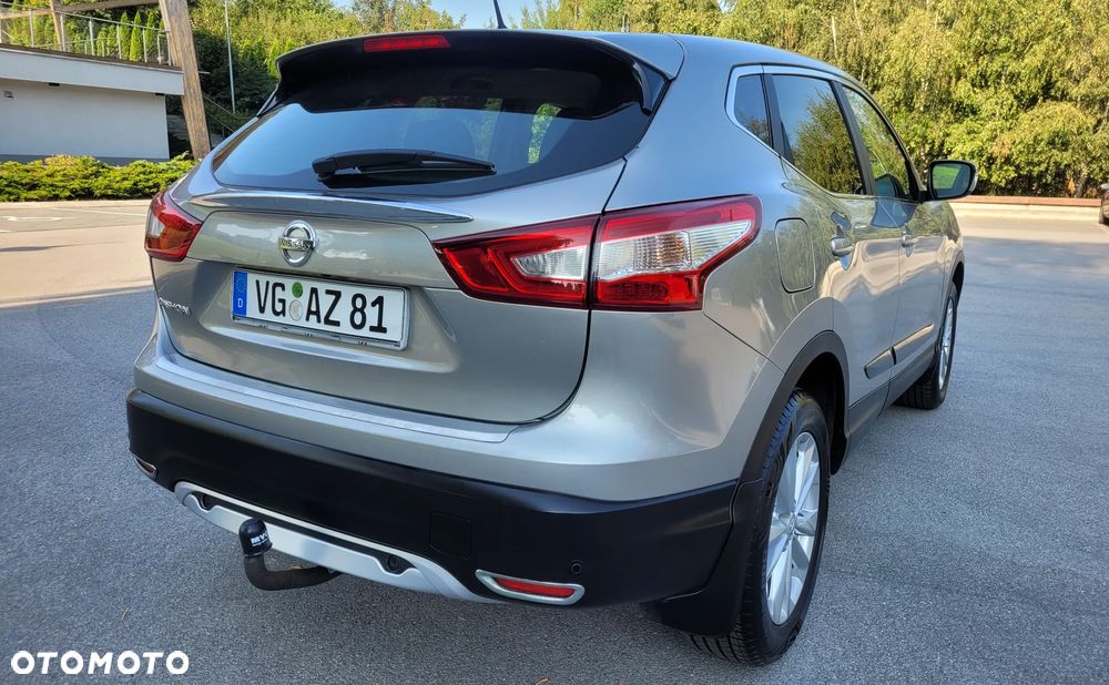 Nissan Qashqai 1.2 DIG-T Acenta EU6 - 8