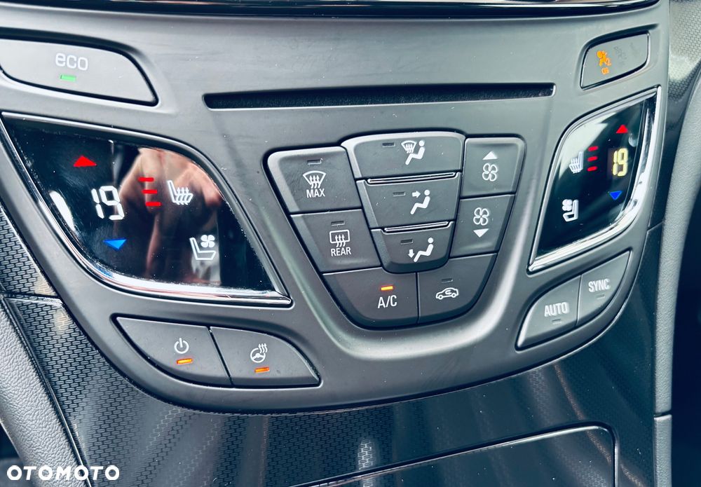 Opel Insignia - 21