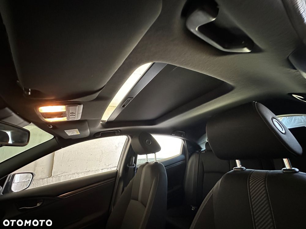 Honda Civic 1.5 i-VTEC Turbo Sport Plus - 33