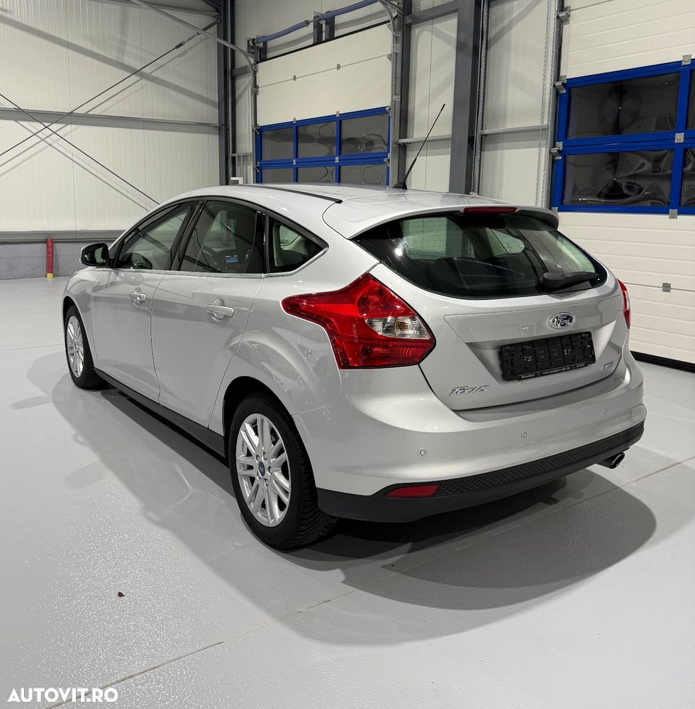 Ford Focus 1.6 EcoBoost Start-Stopp-System Titanium - 4