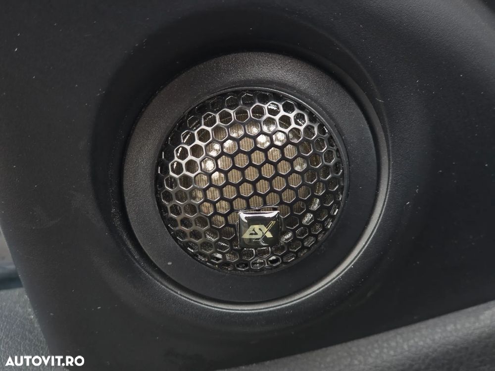 Ford Mondeo 2.0 TDCi Titanium X - 23